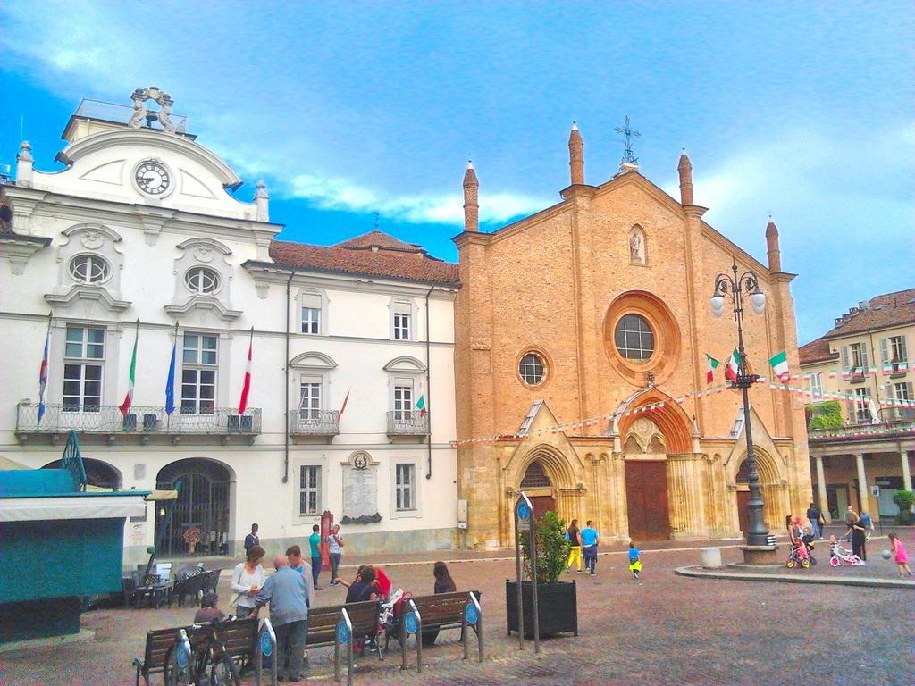 Luna del Belvedere Asti Exterior foto